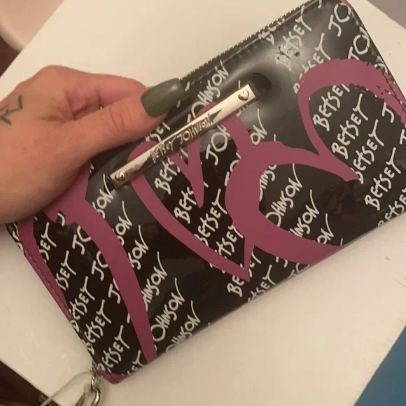 NWT black multi wristlet wallet - Picture 2 of 8